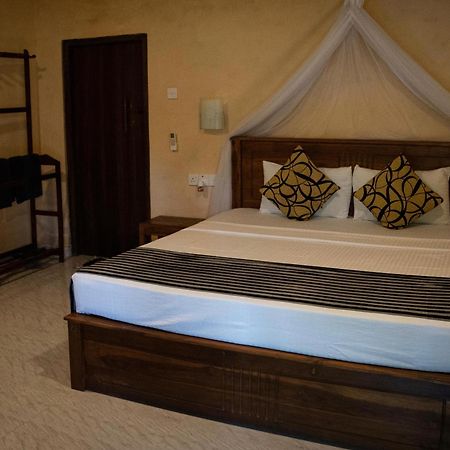 Shan Mango Homestay Сігірія Екстер'єр фото