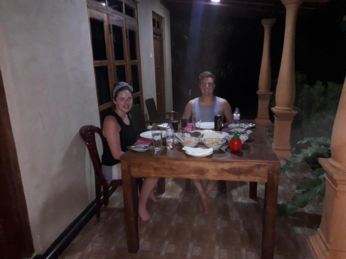 Shan Mango Homestay Сігірія Екстер'єр фото