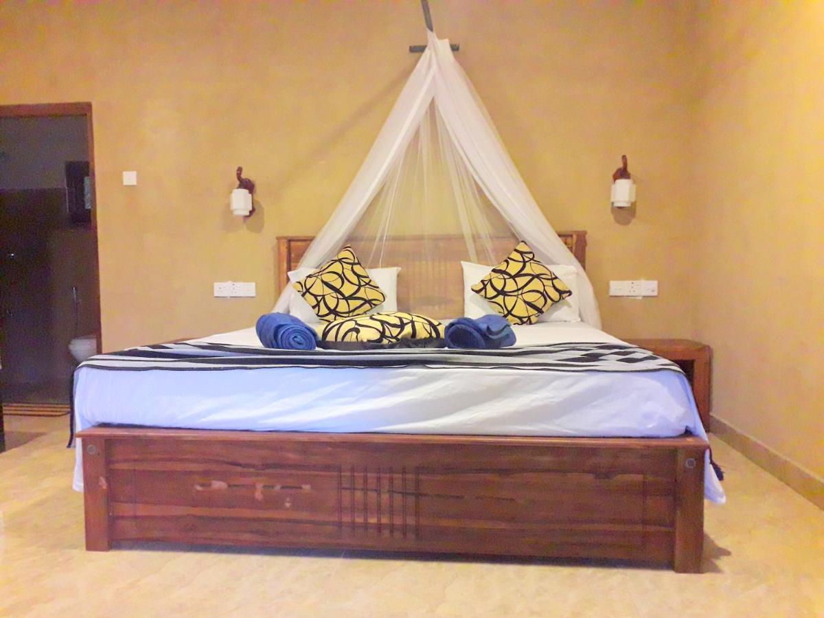 Shan Mango Homestay Сігірія Екстер'єр фото