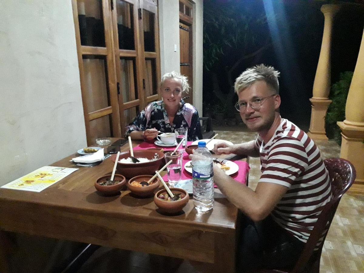 Shan Mango Homestay Сігірія Екстер'єр фото